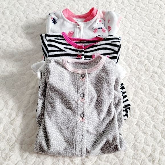 Baby blanket sleepers 3 months footies reindeer bears zebra - Picture 1 of 8